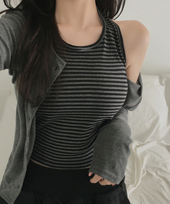 ストライプホルターネックレイヤードトップス CHARCOAL