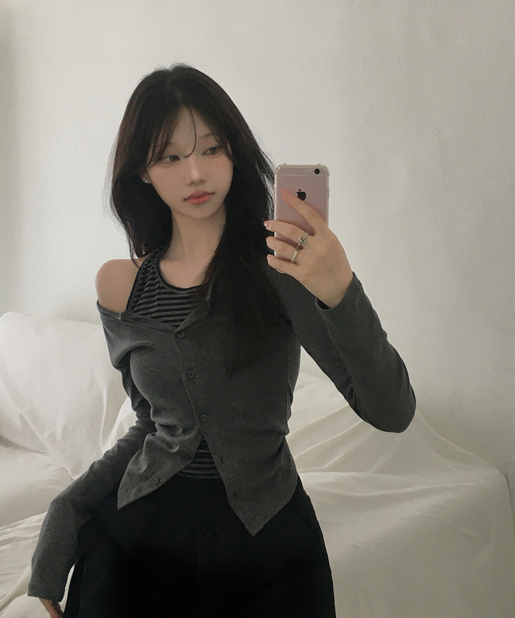 ストライプホルターネックレイヤードトップス CHARCOAL