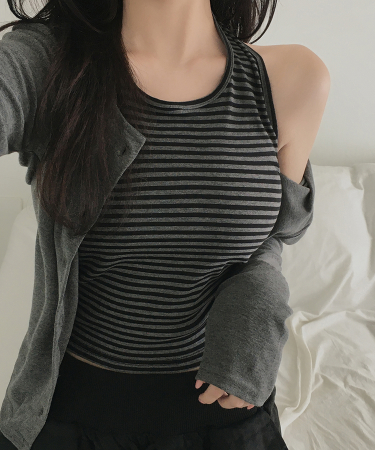 ストライプホルターネックレイヤードトップス CHARCOAL