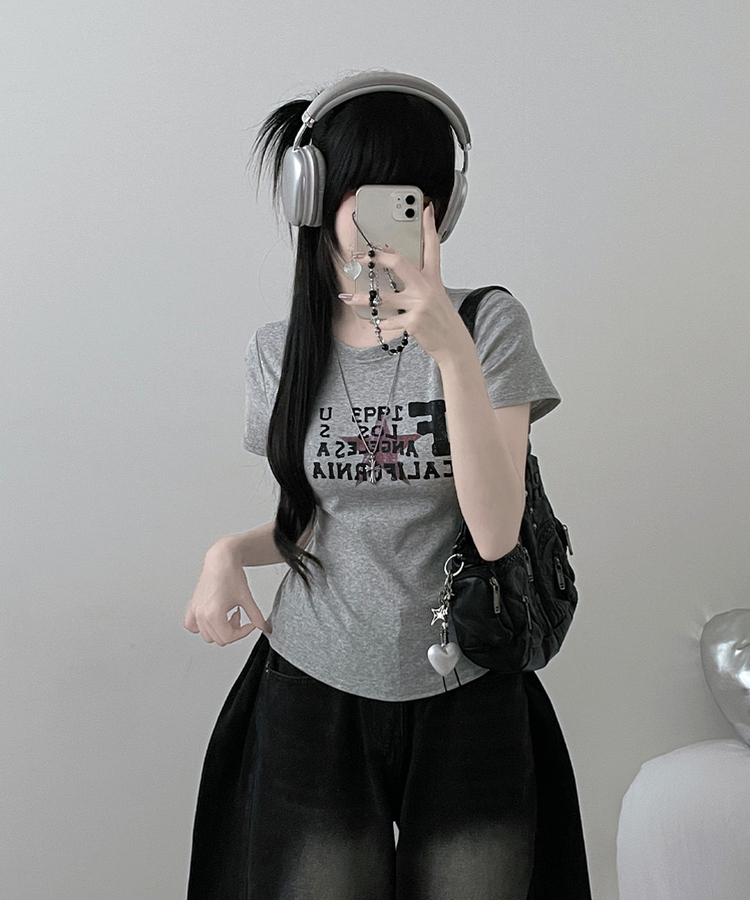 ビンテージレタリングセミクロップ半袖Tシャツ GREY