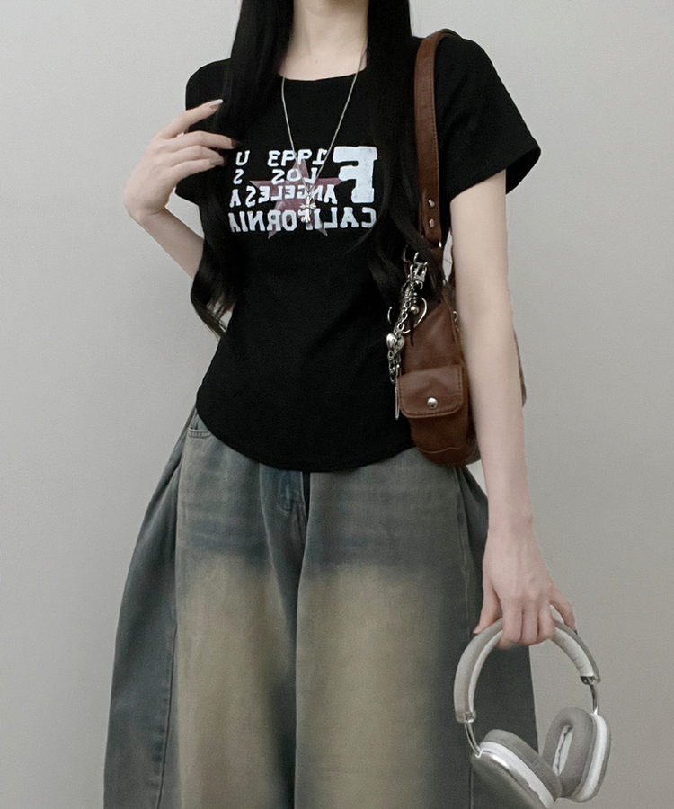 ビンテージレタリングセミクロップ半袖Tシャツ BLACK