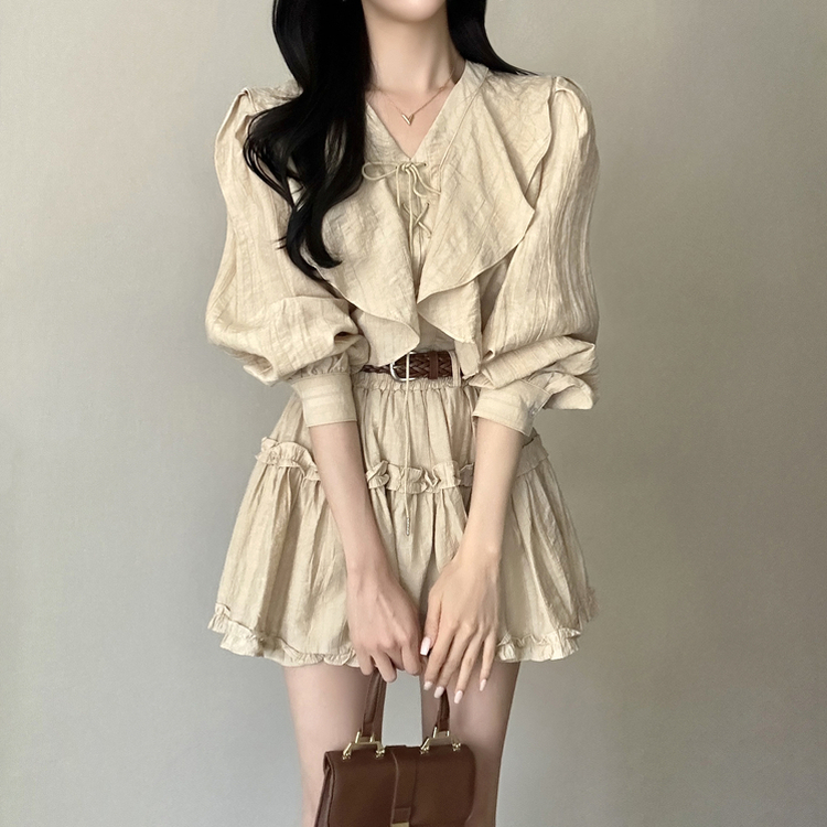 【SET】【ベルト付き】フリルブラウス＋ミニスカート BEIGE