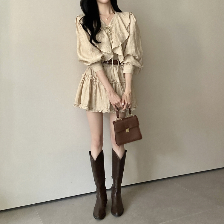 【SET】【ベルト付き】フリルブラウス＋ミニスカート BEIGE