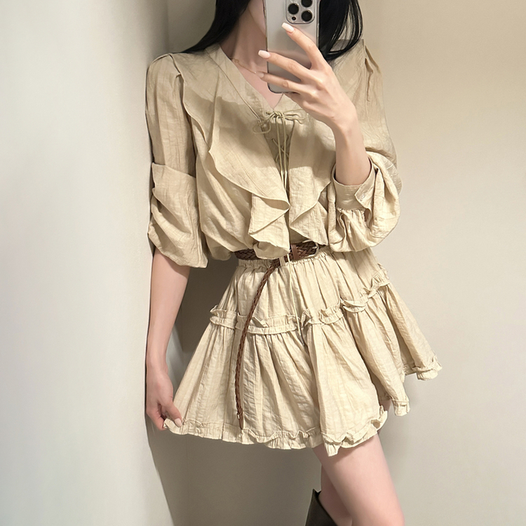 【SET】【ベルト付き】フリルブラウス＋ミニスカート BEIGE