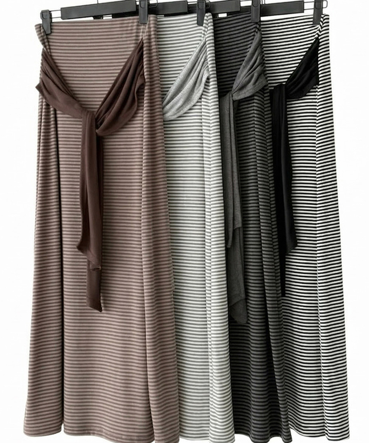 ボーダーレイヤードロングスカート