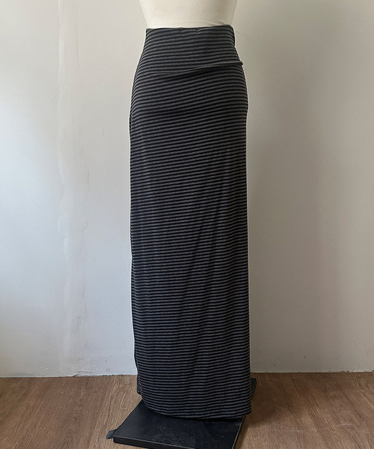 ボーダーレイヤードロングスカート