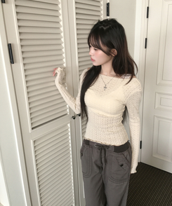 パンチングスリムフィットTシャツ CREAM