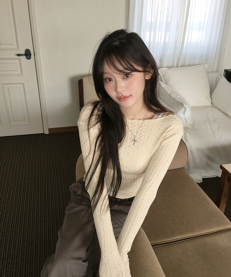 パンチングスリムフィットTシャツ CREAM