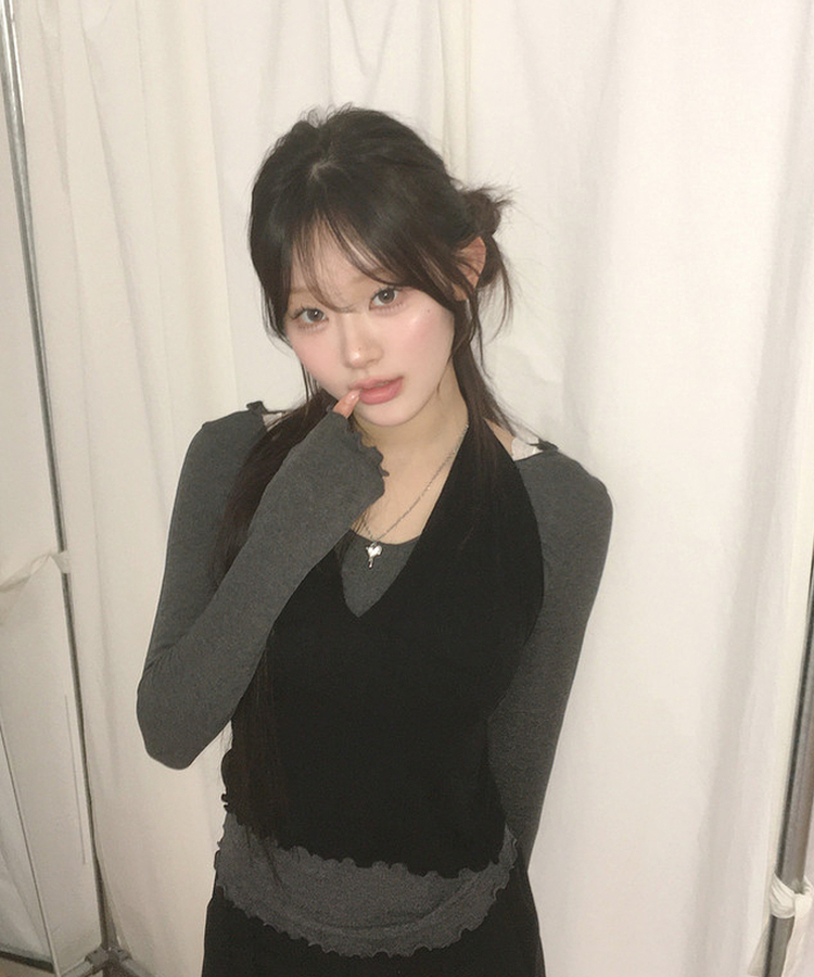 【SET】フリルレイヤードトップ CHARCOAL