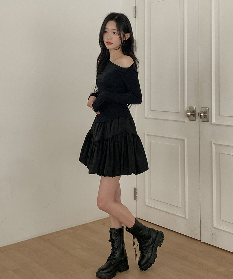 パンプキンシアリングスカート BLACK