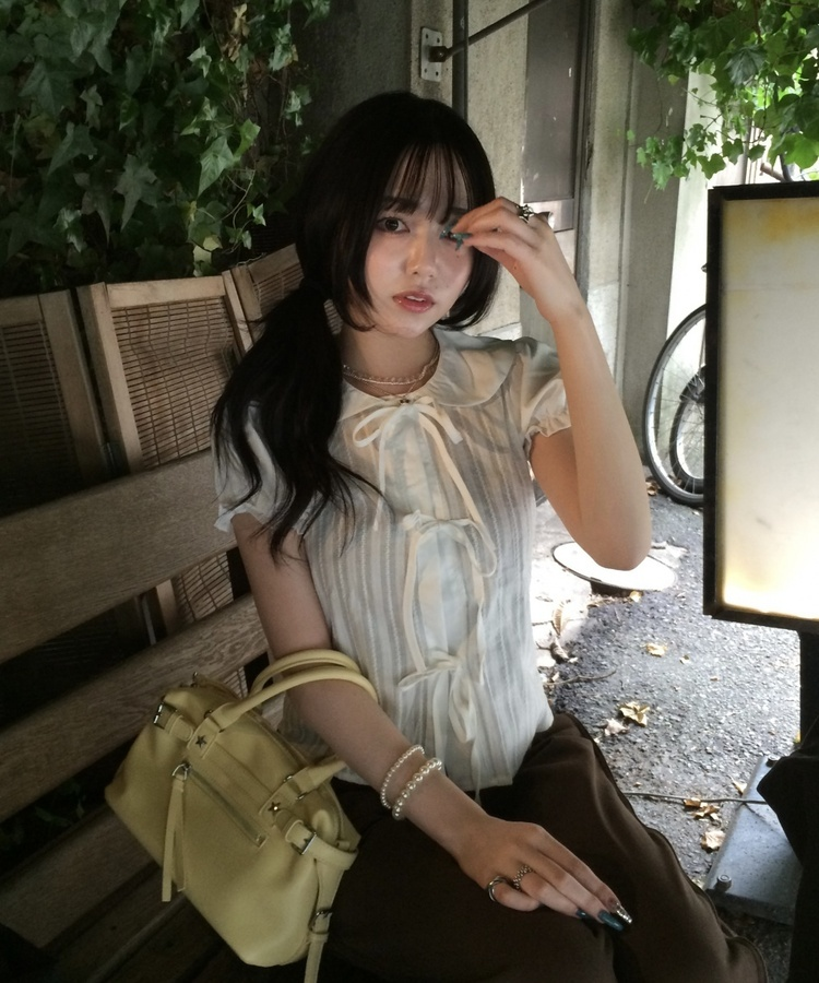 ガーリーリボンブラウス WHITE