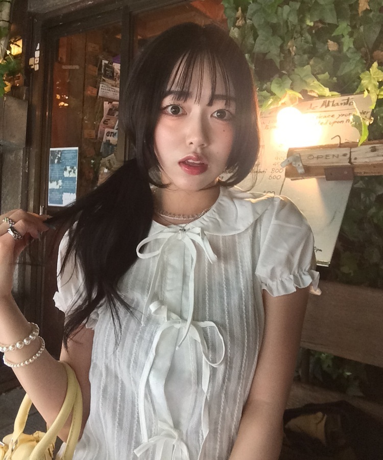 ガーリーリボンブラウス WHITE