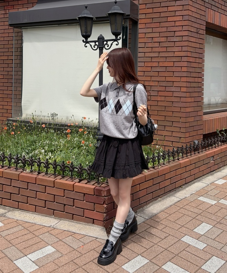 아가일 카라넥 반팔 니트 그레이