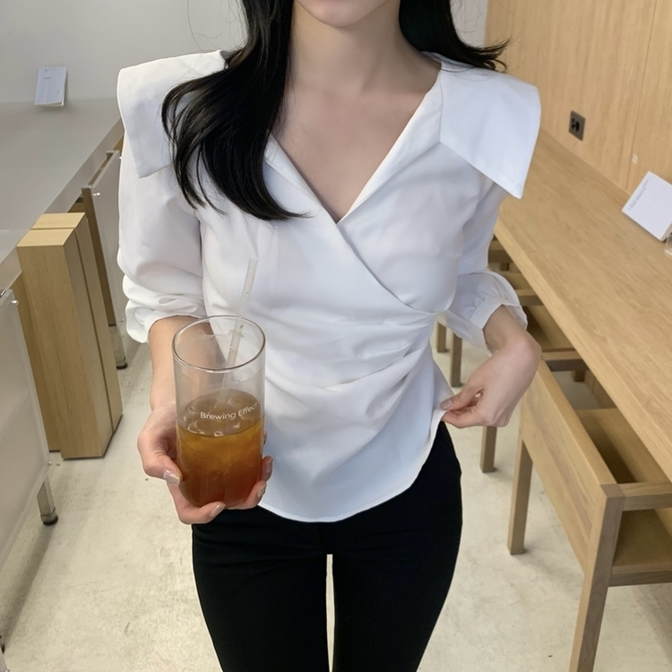 フェミニンシャーリングブラウス IVORY