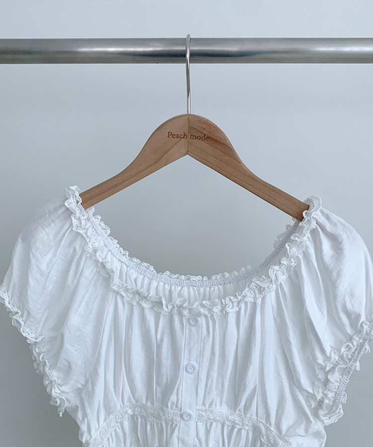 フリルオフショルダーボタンパフブラウス