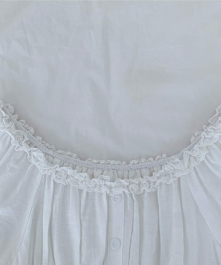 フリルオフショルダーボタンパフブラウス