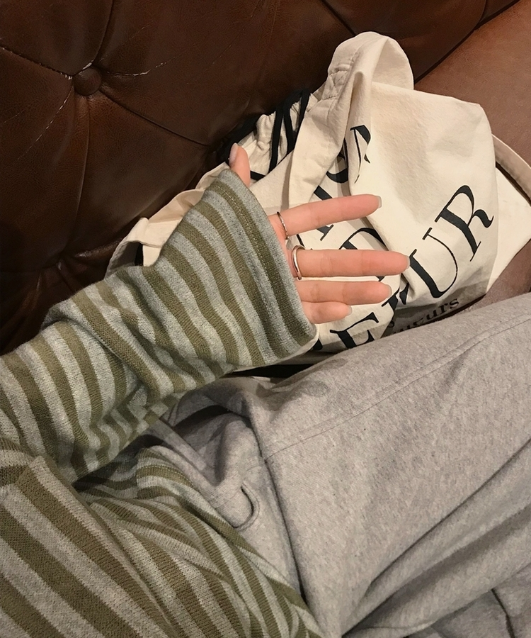 스트라이프 원오프 긴팔티셔츠 맨투맨 4color 그린