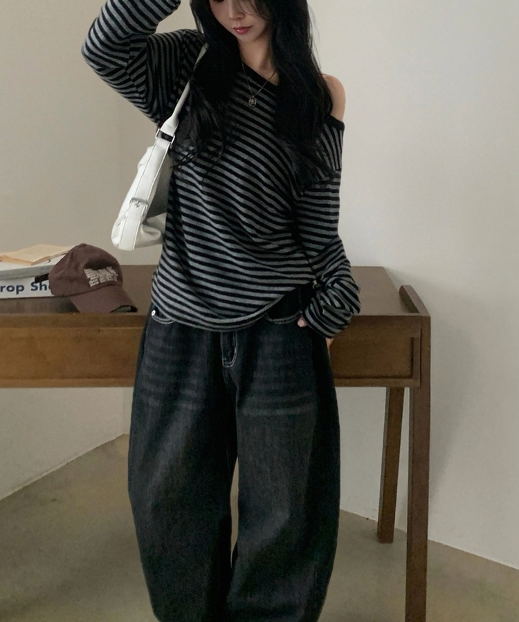 스트라이프 원오프 긴팔티셔츠 맨투맨 4color 블랙