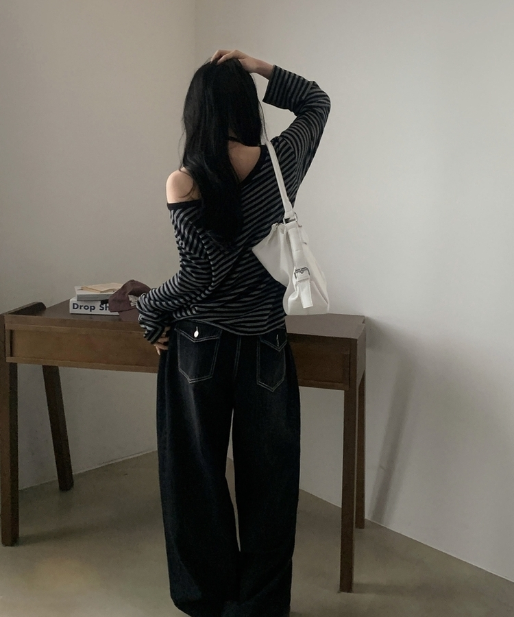 스트라이프 원오프 긴팔티셔츠 맨투맨 4color 블랙