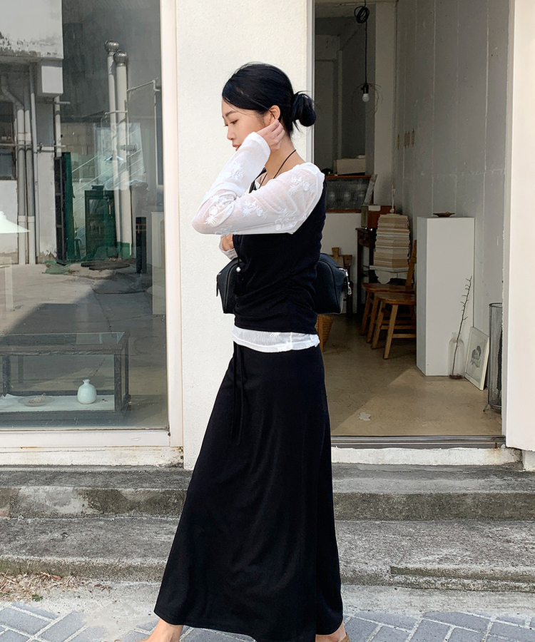 シースルーフラワー長袖Tシャツ IVORY