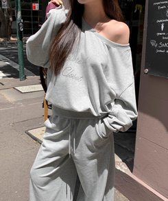 【SET】オフショルダートップス＋トレーニングパンツ GREY