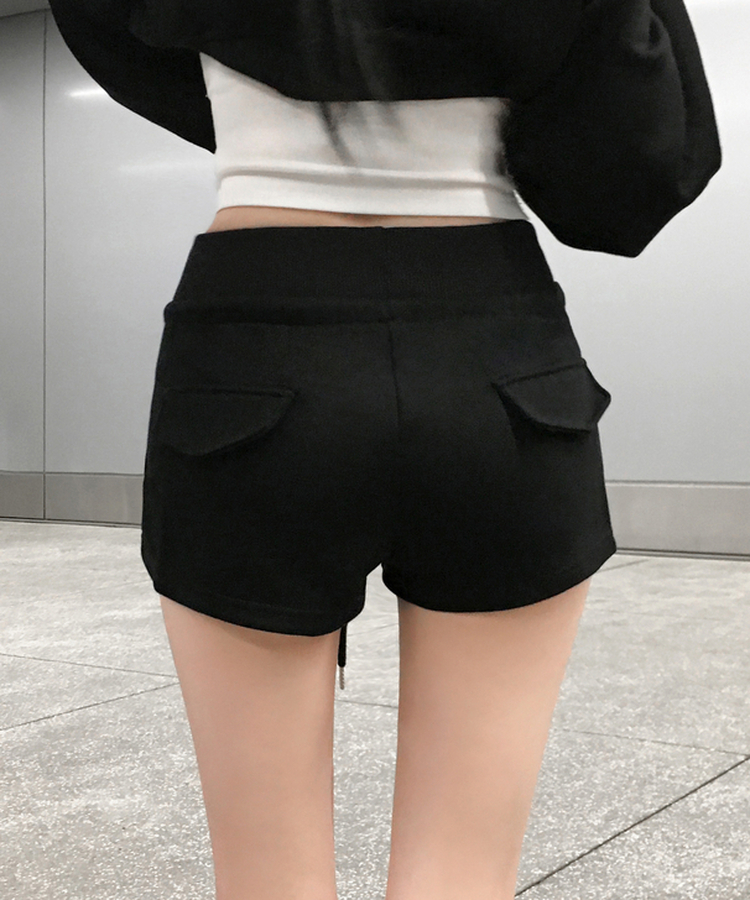 제느 페이크 포켓 반바지 밴딩 면바지 편한바지 3부 숏팬츠 트레이닝 포켓 스트랩 끈조절 체형보정 데일리룩 꾸안꾸 봄 신상봄반바지 블랙