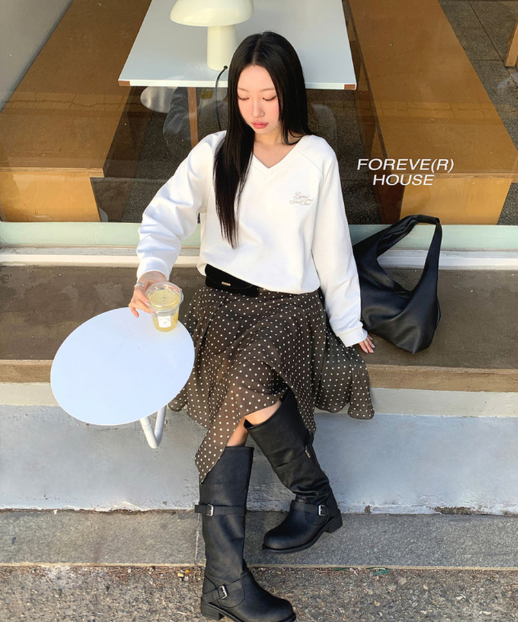 Vネックトレーナー WHITE