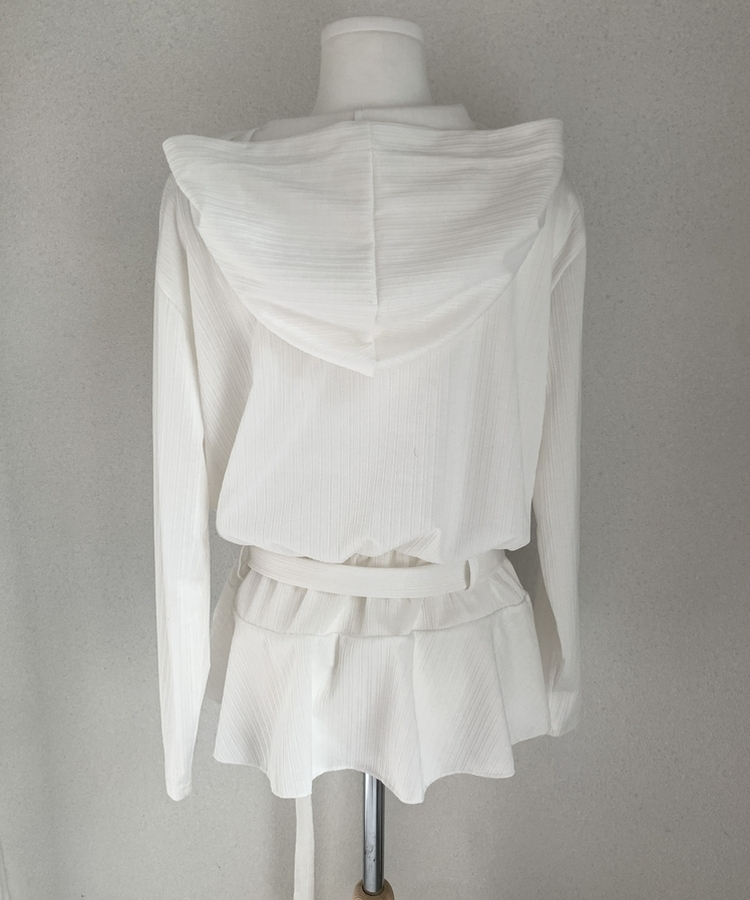 フードベルト長袖ワンピース