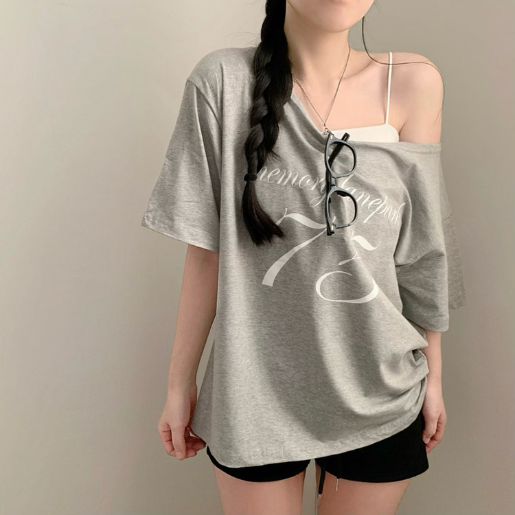 레터링 75 원숄더 루즈핏 오버핏 반팔티 여름 반팔 여름옷 오프숄더 상의 메란지