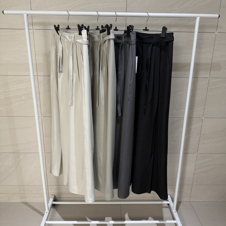 ピンテックワイドスラックス