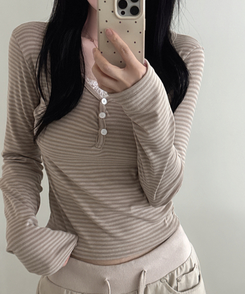 ボーダーボタンVネック長袖Tシャツ BEIGE