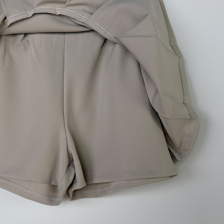 プリーツミニAラインスカート