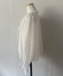 シフォンフリルシースルーブラウス