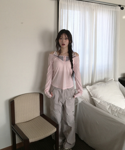 レイヤードVネックトップス PINK