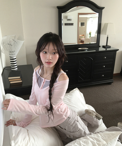 レイヤードVネックトップス PINK