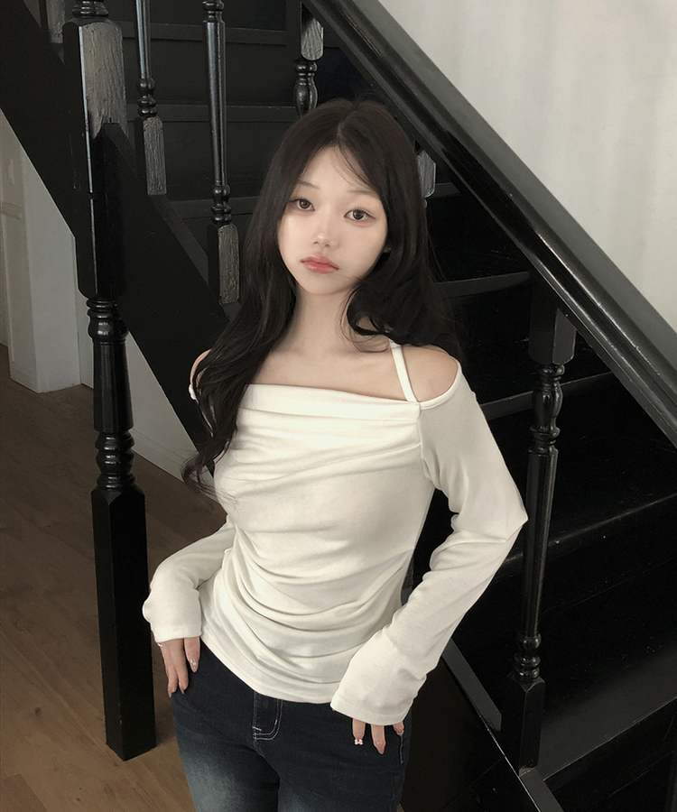 ストラップオフショルダー IVORY