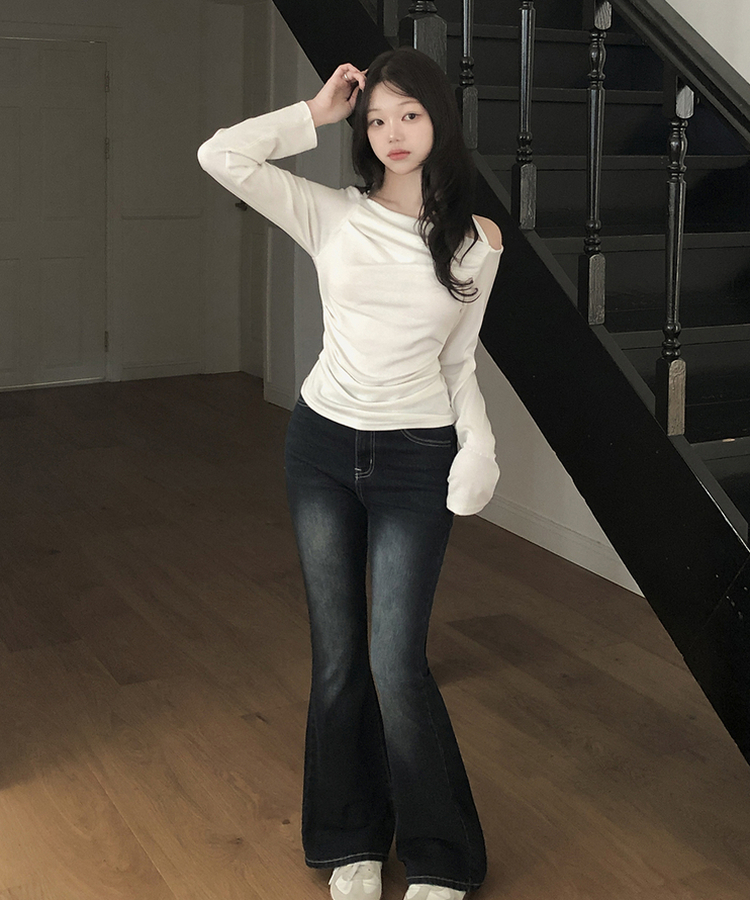 ストラップオフショルダー IVORY