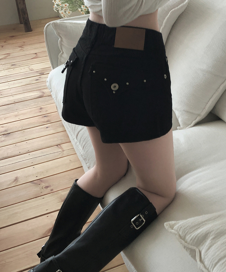 スタッズポケットコットンショートパンツ BLACK