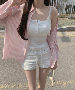 【カップ付き】ボタンストラップキャミソール WHITE