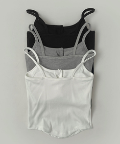 【カップ付き】ボタンストラップキャミソール