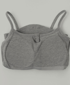 【カップ付き】ボタンストラップキャミソール