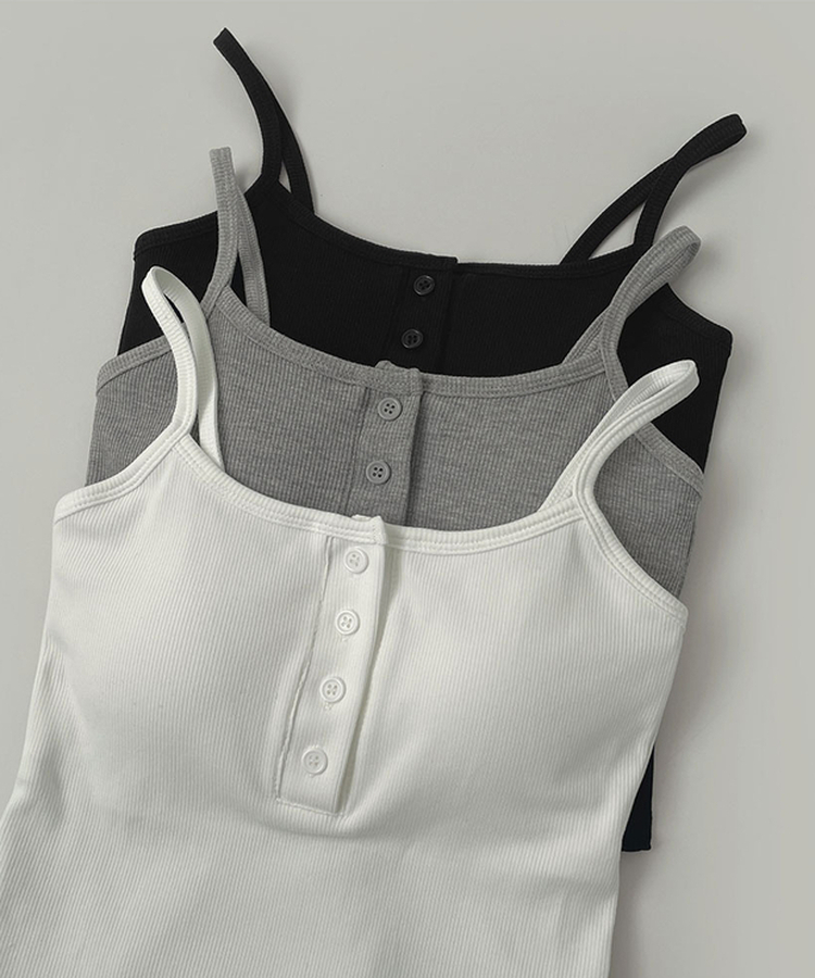 【カップ付き】ボタンストラップキャミソール