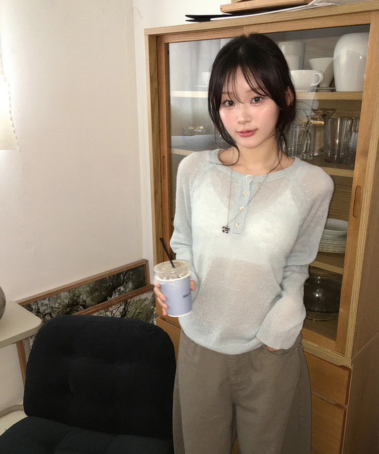 シースルーボタンニット(5color) SKY BLUE