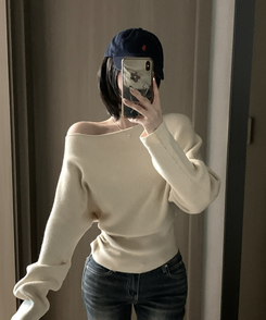 ワンショルダースリムニット BEIGE