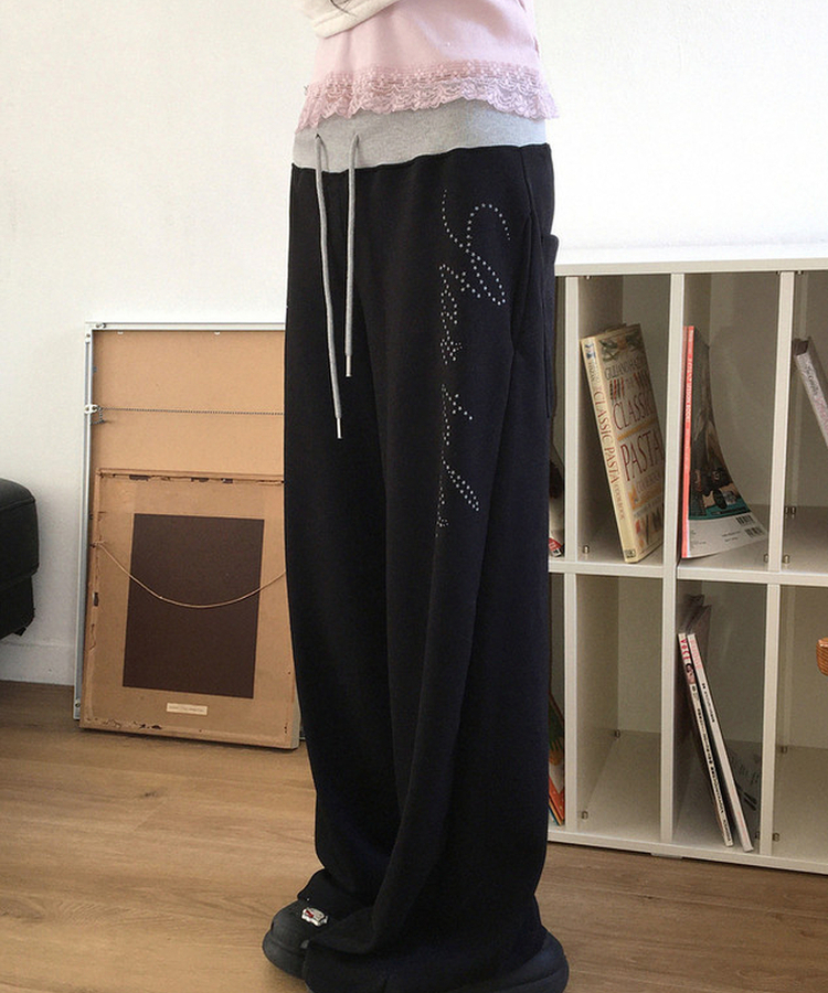 バイカラーレタリングトレーニングパンツ BLACK