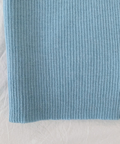 一体型ボタン長袖リブニットカーディガン