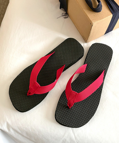 ベーシックカラービーチサンダル