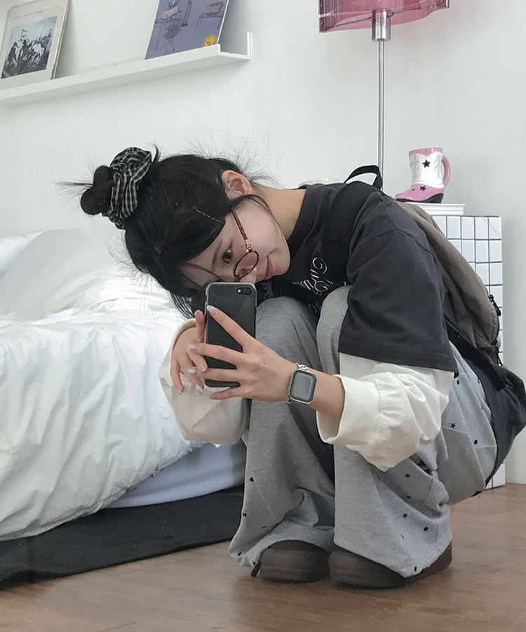 컨느 사이드 도트 스타 패턴 밴딩 절개 와이드 트레이닝 팬츠 봄신상 봄팬츠 멜란지그레이