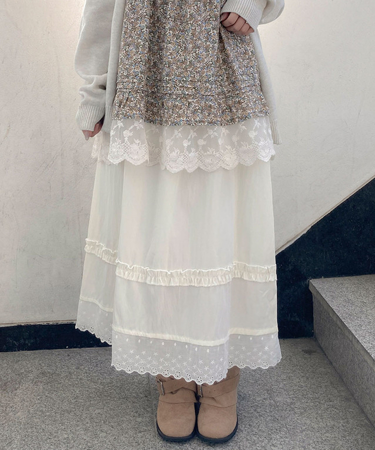 제크 프릴 레이스 밴딩 펀칭 롱 플레어 스커트 데이트룩 벚꽃룩 벚꽃 봄신상 베이지