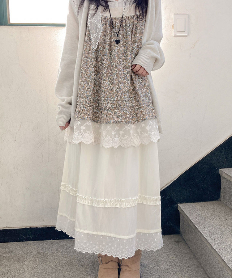 제크 프릴 레이스 밴딩 펀칭 롱 플레어 스커트 데이트룩 벚꽃룩 벚꽃 봄신상 베이지